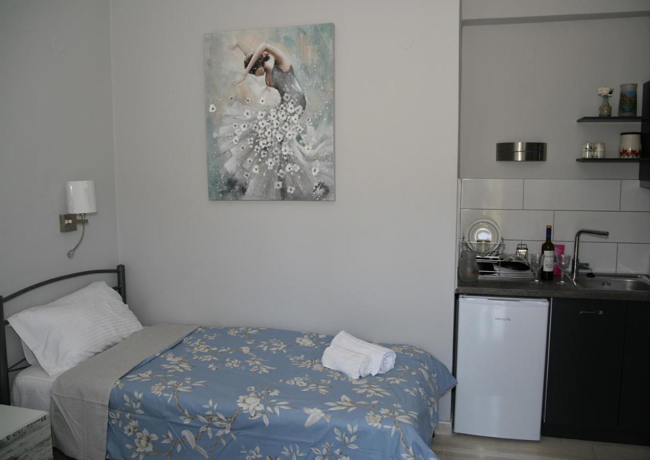 Terpsichore Boutique Appartments Dassia  Eksteriør billede